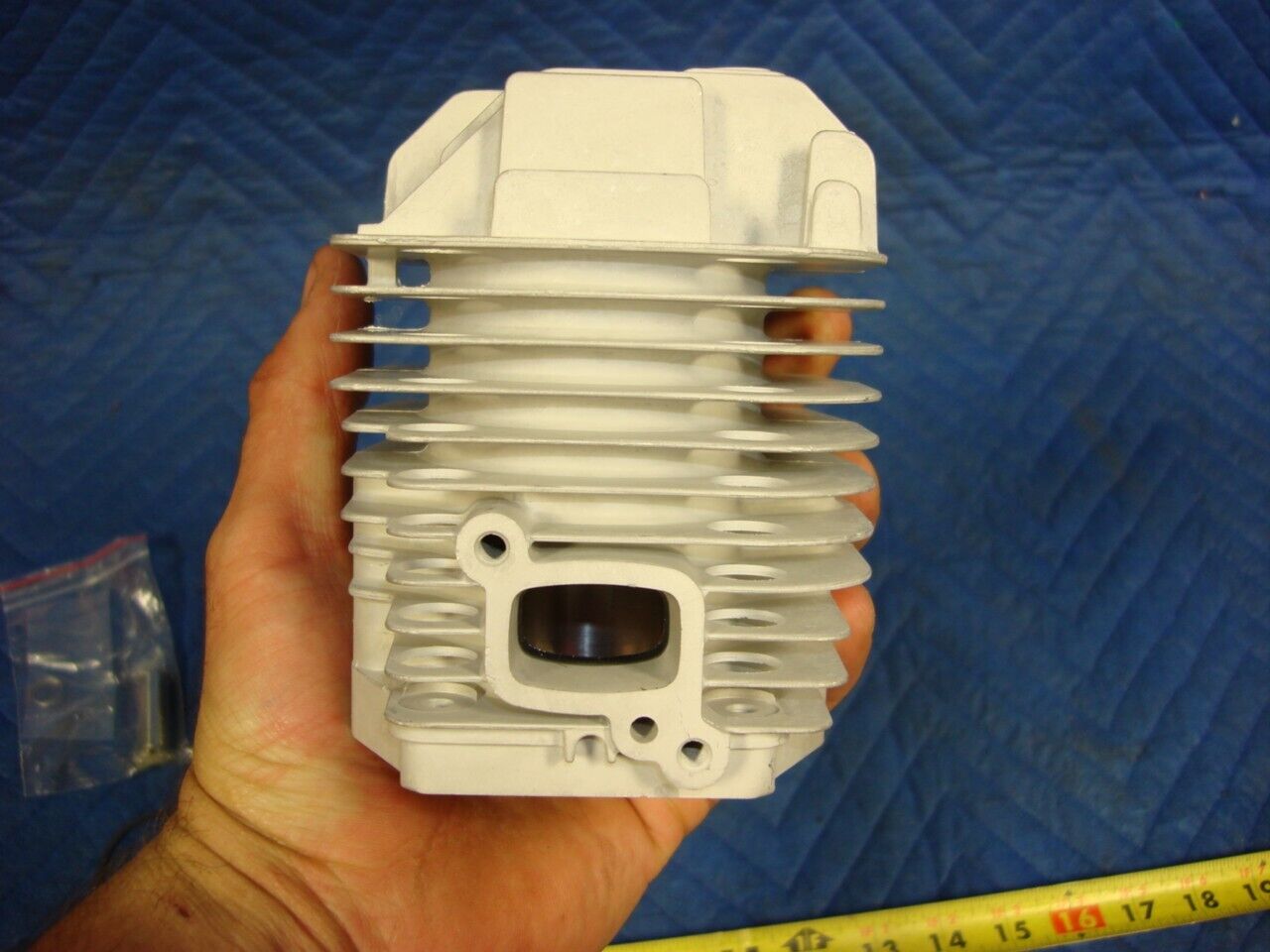 1 NEW GENUINE STAR GRY PISTON & CYLINDER HEAD FOR CHAINSAW R15