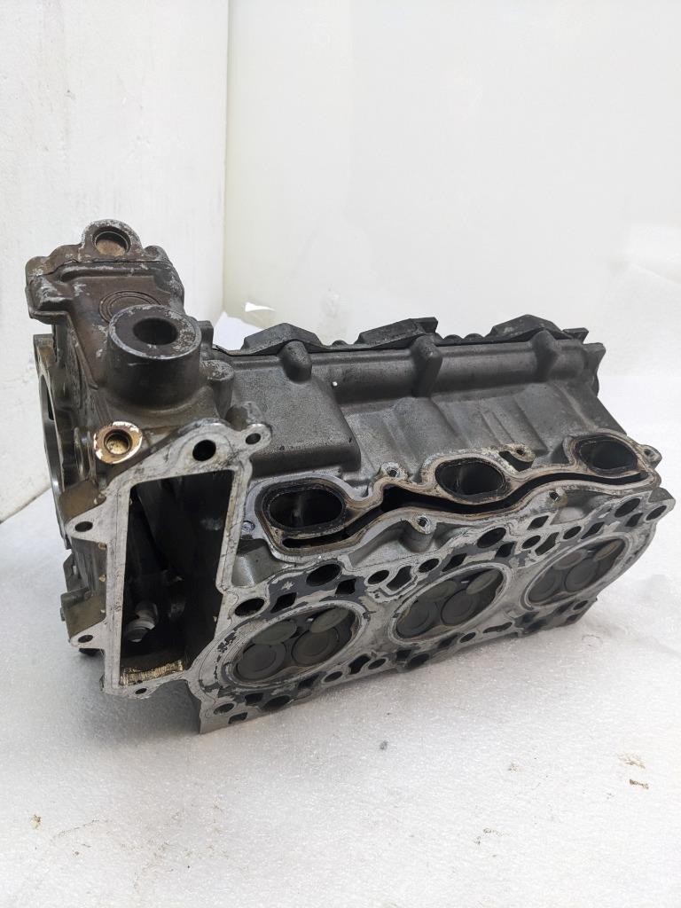 PORSCHE 911/996 CYLINDER HEAD ASSEMBLY W COVER 9961046710R #3 SR:5146 996BGL2