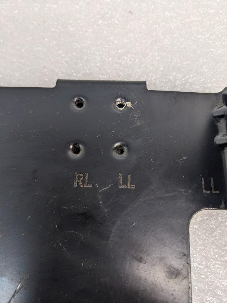 PORSCHE 99664525501 STEREO AMPLIFIER BRACKET FOR PORSCHE BOXSTER NEW R24T4