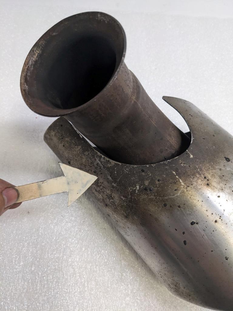 PORSCHE 99611105302 EXHAUST MUFFLER TIP LEFT FOR 02-04 911 996 USED R24