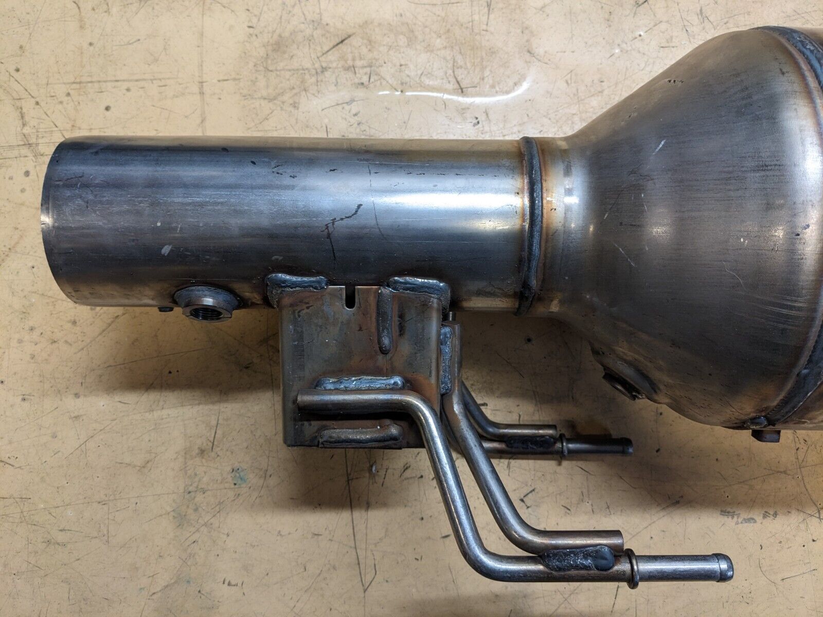1 MOPAR 68630315AA CATALYTIC CONVER FOR 2019-2024 RAM 6.7L L6 Diesel