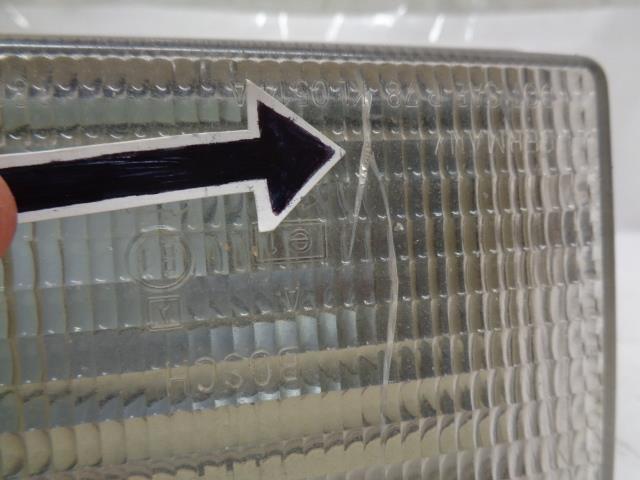 USED GENUINE Porsche 928 RIGHT SIDE FOG LIGHT 928 631 444 00 R25T4