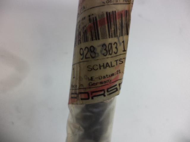 NEW GENUINE PORSCHE GEAR SHIFT ROD 928 303 101 28 R20T9
