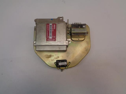 Porsche 928 Ignition Control Unit w/ Mount Relay & Coding Plug 928 618 124 22