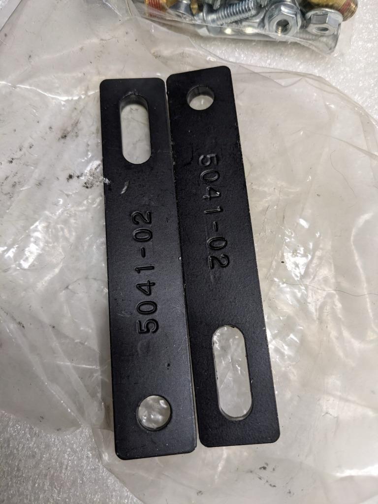 FIRESTONE 2609 RIDE-RITE REAR AIR SPRING KIT FOR 19-20 GMC SIERRA 1500 USED R34