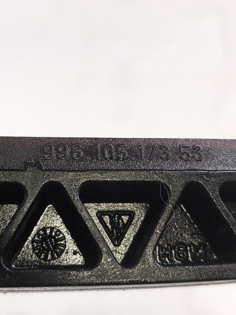 PORSCHE BOXSTER 986/911 TIMING CHAIN GUIDE RAIL 99610517353 USED 996BGL2T2