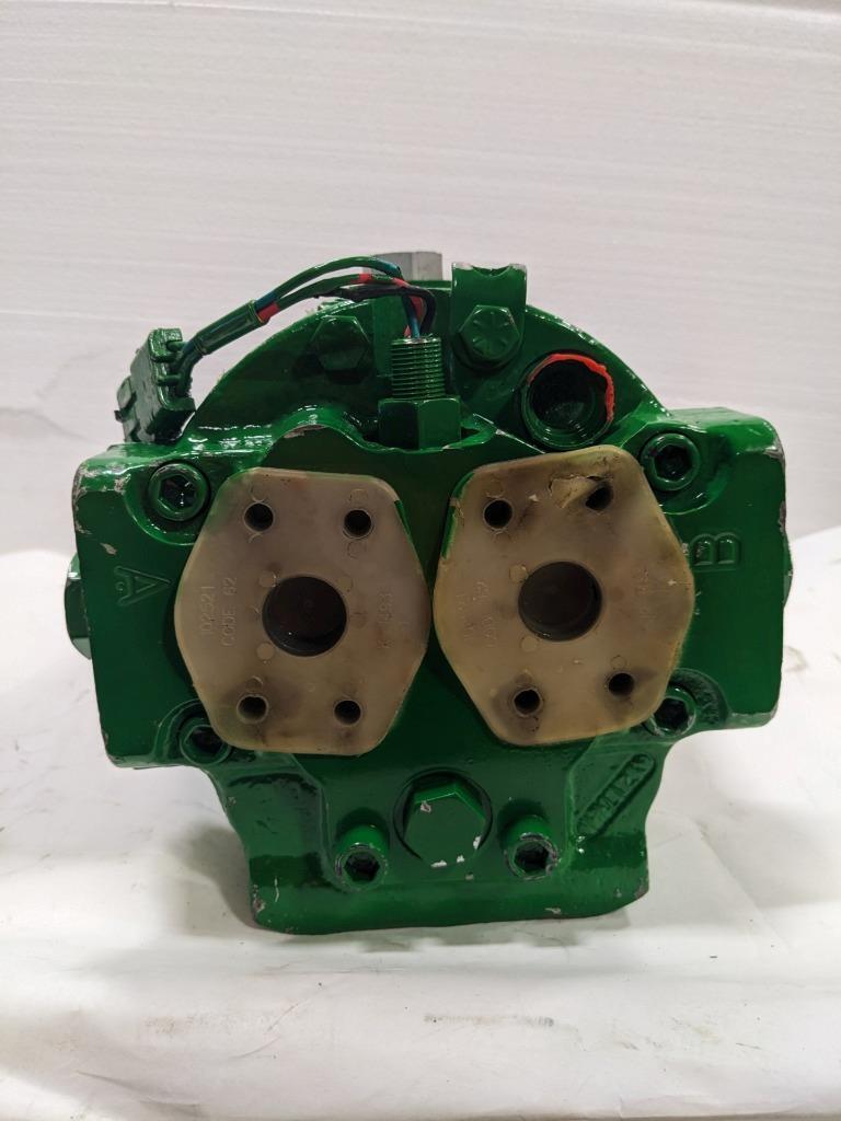 NEW JOHN DEERE AXT12539 HYDRAULIC MOTOR (FITS HARVESTERS) BSRG5