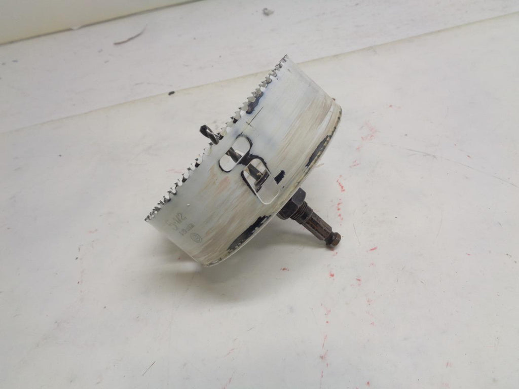 USED HOLE SAW DRILL BIT 5-1/2" (140mm) DIAMETER R22T8