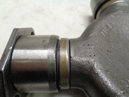 NEW NEAPCO U-JOINT SD209 281 R9TB