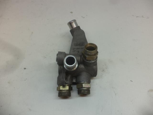 NEW GENUINE PORSCHE OIL THERMOSTAT ASSEMBLY 964 207 047 05 R20T8