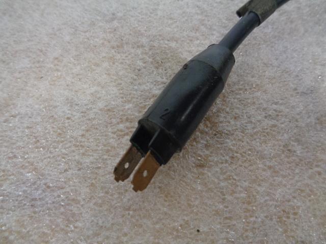 OEM USED PORSCHE FRONT LEFT CORNER SIGNAL LAMP (DAMAGED) VARIOUS MODELS R31T3