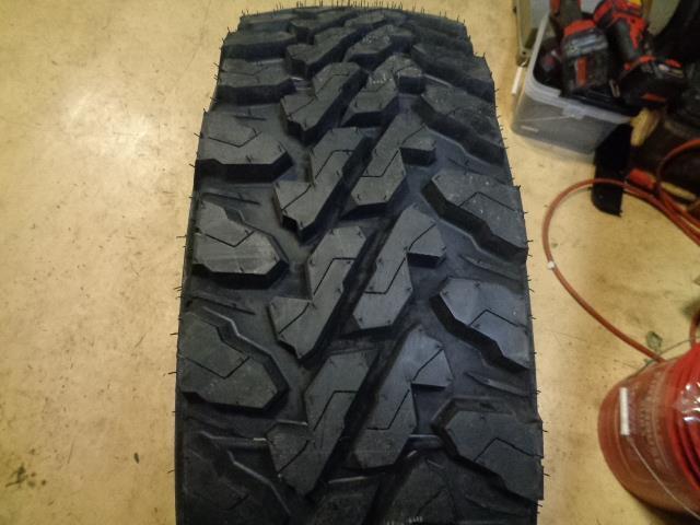 2 YOKOHAMA GEOLANDER M/T G003 LT 255 75 17 111/108Q LRC 6PLY TIRES 110133319 CQ2