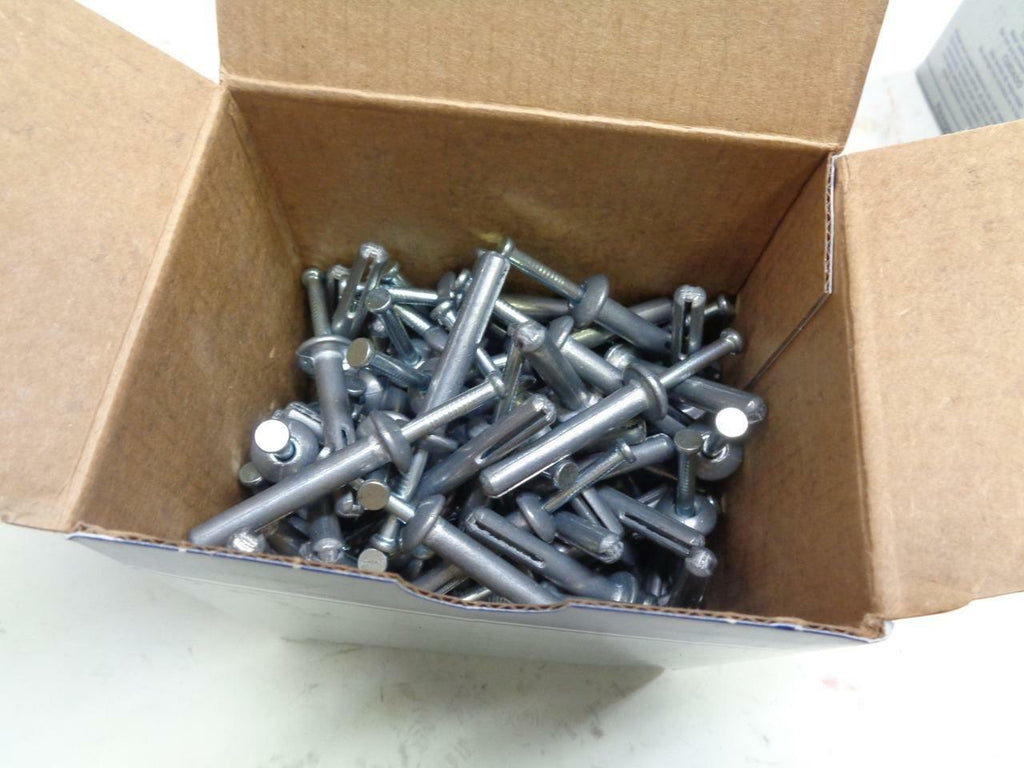 NEW PACK OF 2 BOXES OF 100 COUNT MIDWEST NAIL DRIVE ANCHORS 2.45lb MAX 04068 R10