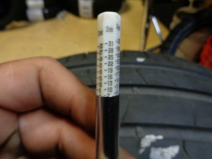 1 USED PIRELLI P-ZERO BMW RUNFLAT PZ4 275 30 20 97V 7/32" 2 PATCHES 2796900