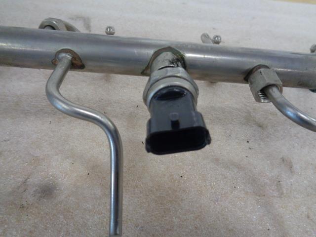 OEM USED PORSCHE FUEL COLLECTION PIPE 948 110 115 02 2007-08 CAYENNE 4.8L R31T3