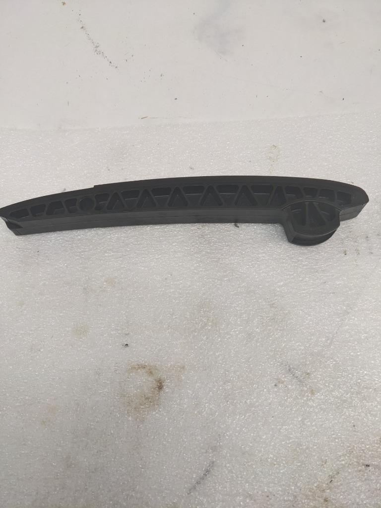 PORSCHE 986/987 BOXSTER ENGINE TIMING CHAIN GUIDE 99610517552 USED 996BGL2T2
