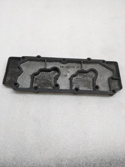 PORSCHE 911/996 70-89 ORIGINAL ALUMINUM LOWER VALVE COVER 9011051162R 996BGL2T2