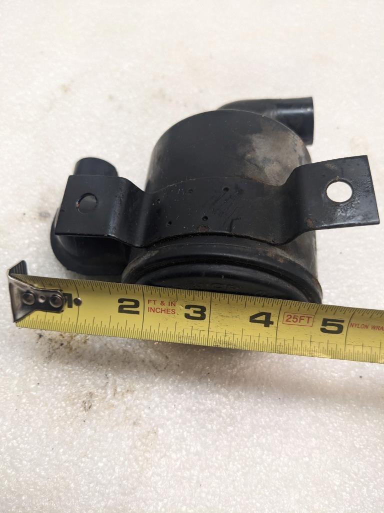 1978-1986 PORSCHE 928 SMOG AIR PUMP FILTER HOUSING 92811314500 USED R20t5