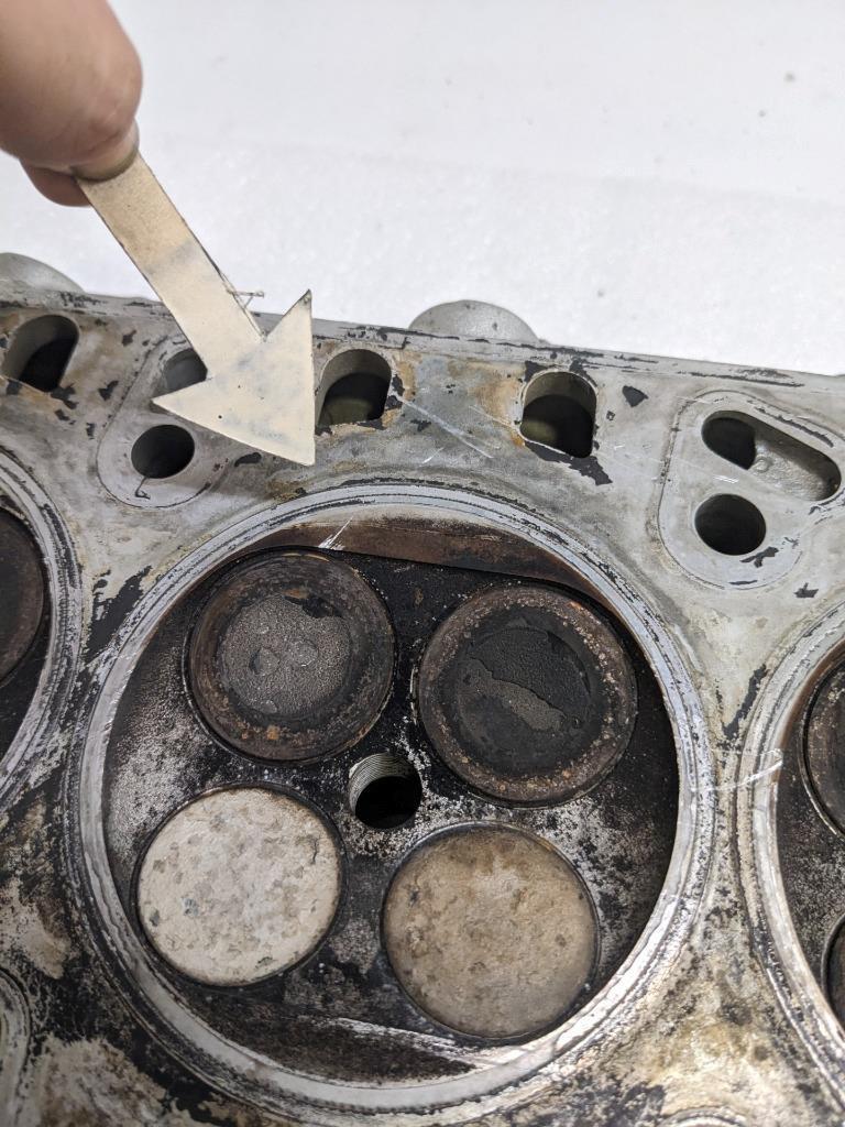 PORSCHE 948104103 RIGHT ENGINE CYLINDER HEAD FOR 03-06 CAYENNE 4.5L USED I2