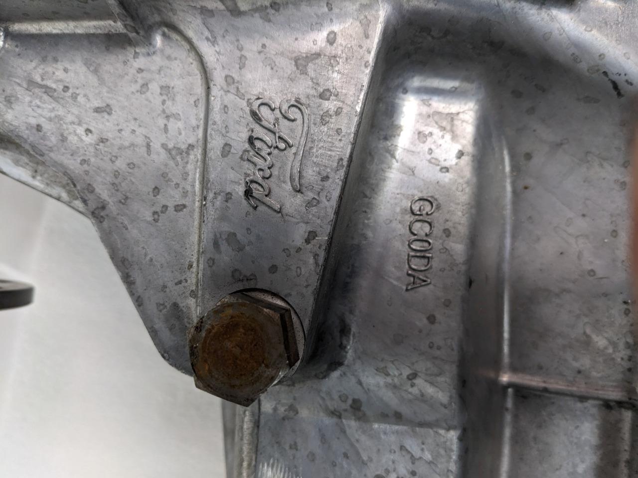 DAMAGED FORD GC347A195GA MANUAL SHIFT TRANSFER CASE ASSEMBLY FOR F350SD NEW B2