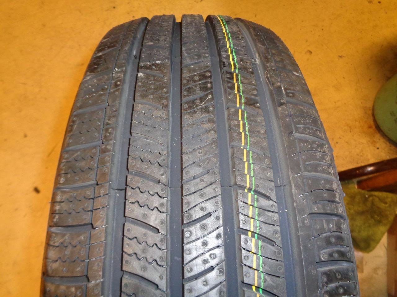 1 KUMHO SOLUS TA11 P 235 65 17 104T SL TIRE 2183243 BQ1