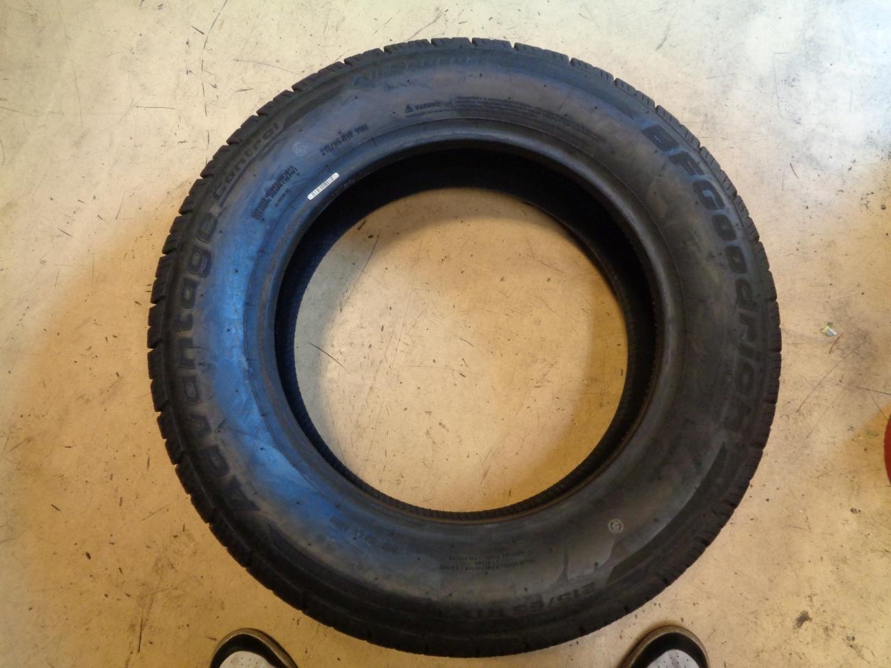 2 NEW TIRE BFGOODRICH ADVANTAGE CONTROL AS P 215 65 17 99H SL TIRES 73126 BQ1