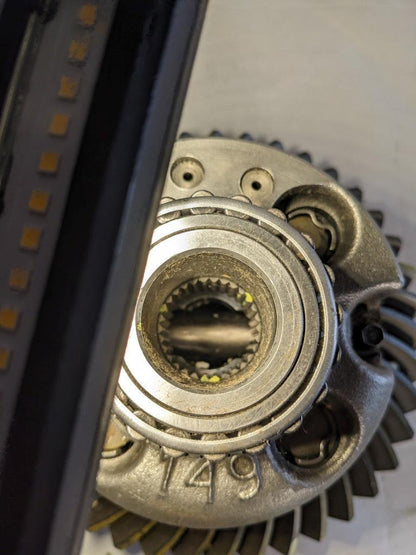 UNBRANDED 40 SPLINE/10 BOLT DIFFERENTIAL w/ LOCKER 0441241-1 NEW R23