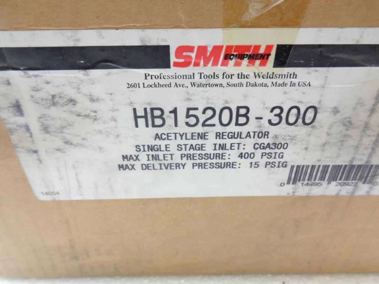NEW SMITH EQUIPMENT HB1520B-300 ACETYLENE REGULATOR GAUGE R17