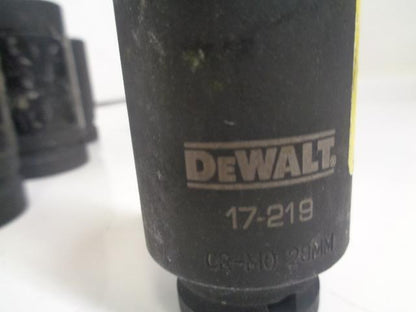 ASSORTMENT OF 8 DEEP IMPACT 6-POINT SOCKETS (RANDOM BRANDS AND SIZES) R28