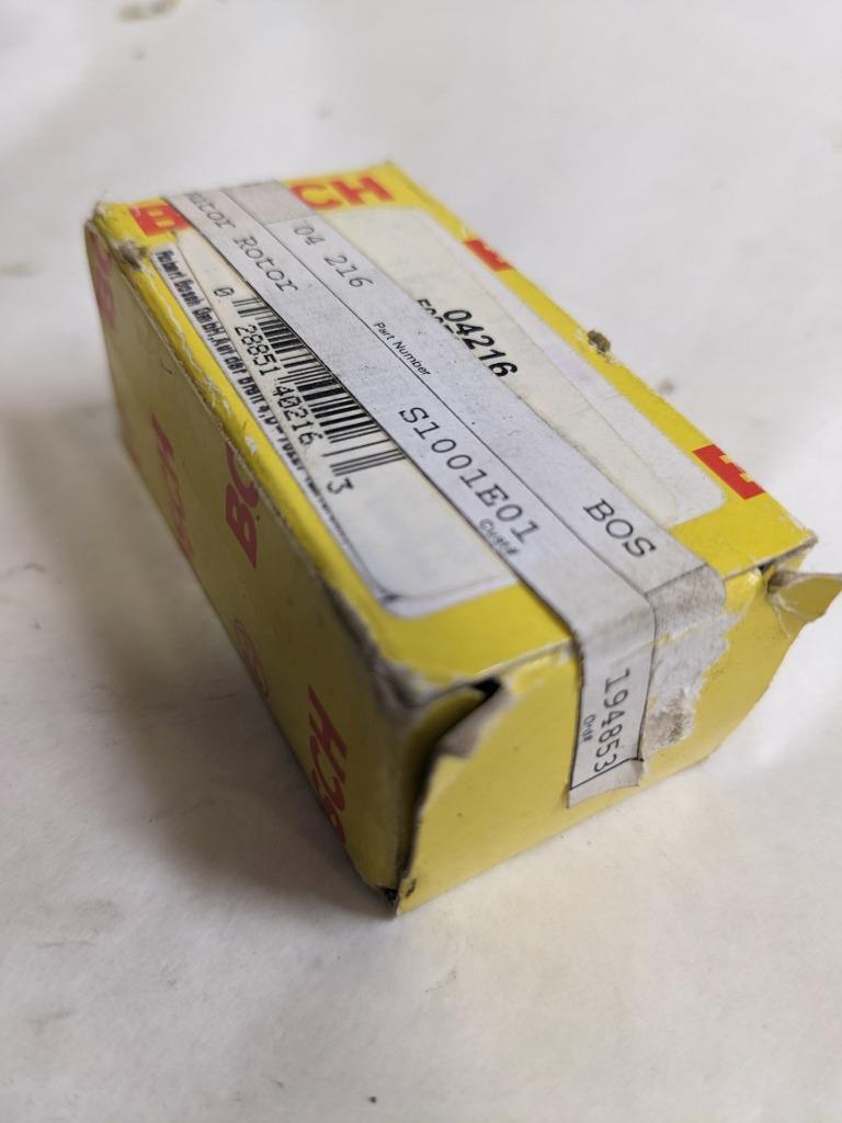 BOSCH DISTRIBUTOR CAP (1) FOR PORSCHE CARERREA/TARGA/TURBO 04216 NEW R20