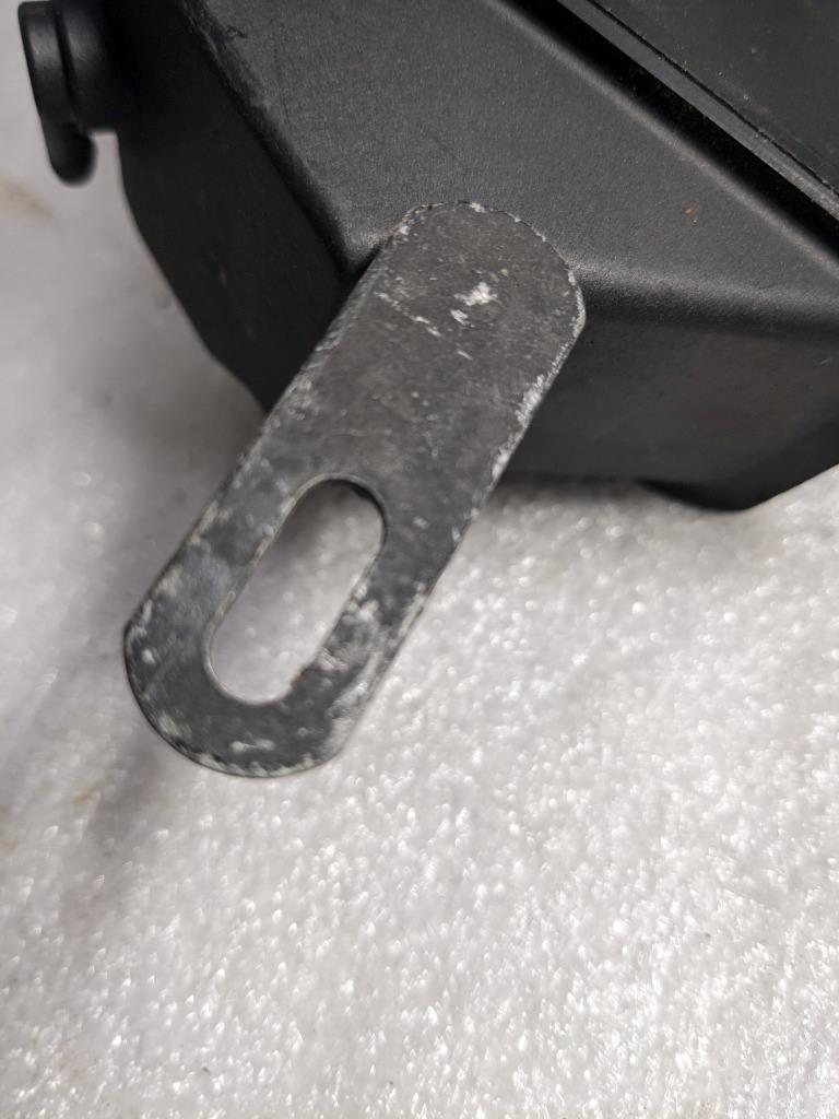 PORSCHE 911/996 POWER STEERING FLUID RESERVOIR TANK USED 996B.G.L.