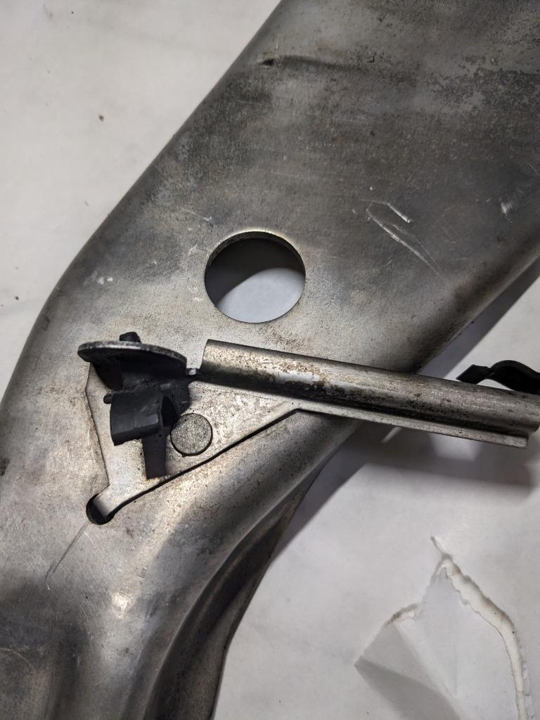 PORSCHE 911 996 98-05 ENGINE CRADLE/CARRIER MOUNT 99637501107 USED 996B.G.L.