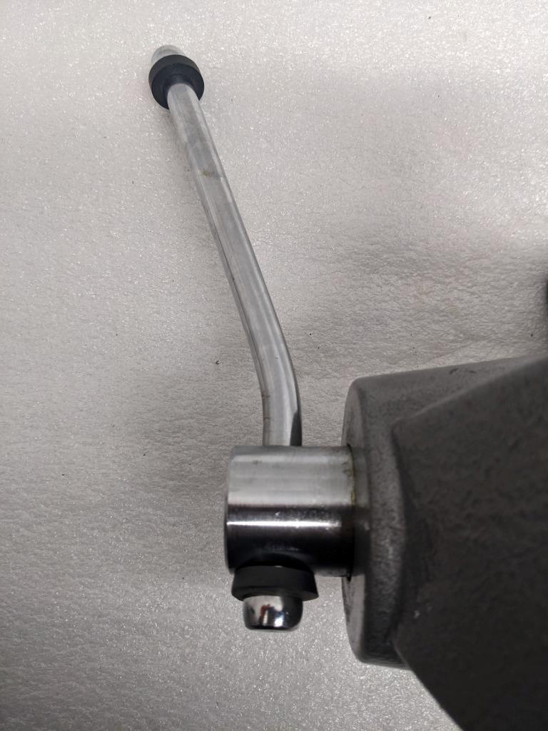 WILTON Mechanics Pro Vise 8” Jaw Width 8-1/2" Jaw Opening 360 Swivel Base B2 NEW