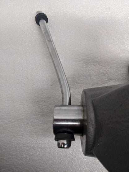 WILTON Mechanics Pro Vise 8” Jaw Width 8-1/2" Jaw Opening 360 Swivel Base B2 NEW