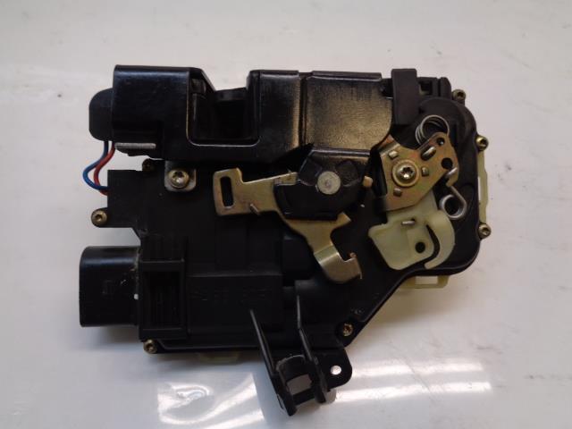 Arvin Meritor Porsche 911 (996) 99-05 Door Lock 8N1837015C USED R24T6