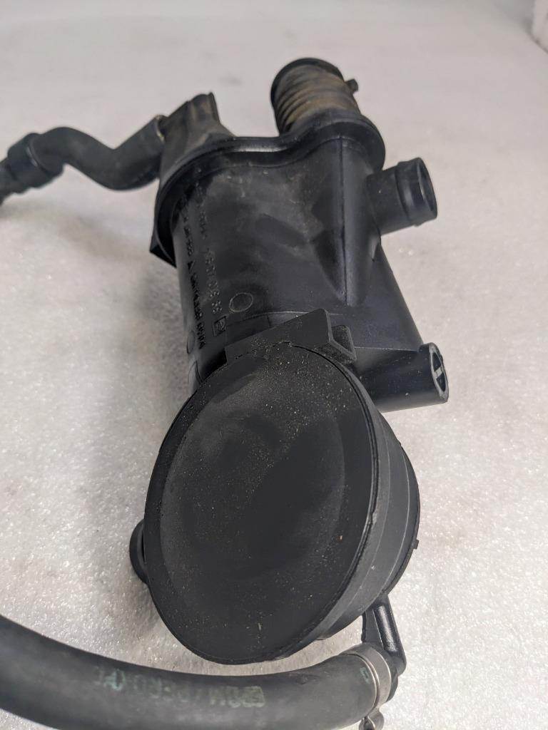 PORSCHE OIL SEPERATOR CRANKCASE VENT VALVE W TUBE 99610702355 USED 996BGL