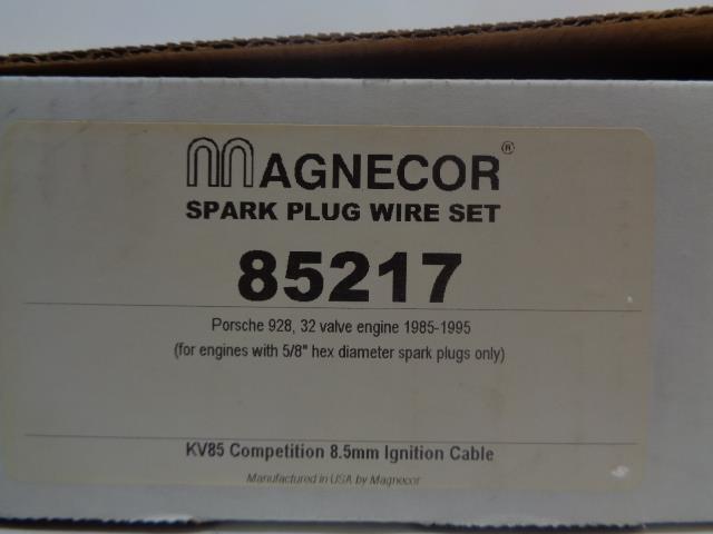 Magnecor 85217 Porsche 928 85-95 32 Valve 5/8" Hex Spark Plug Wires NEW R21
