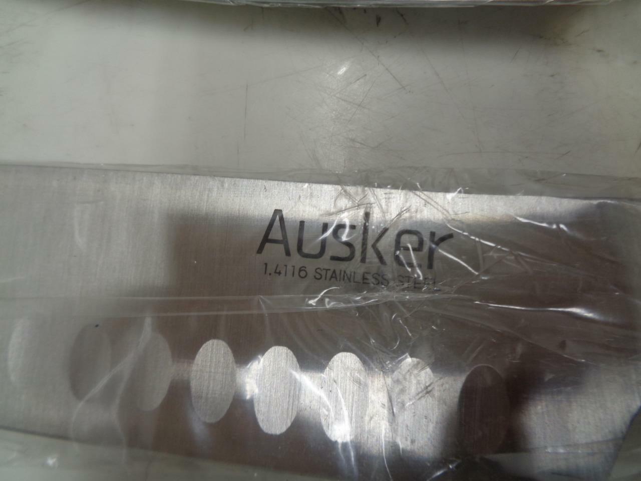 NEW AUSKER 6 PIECE STAINLESS STEEL KNIFE SET WITH BLOCK SR