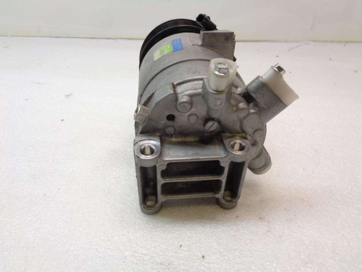 NEW VALEO DKS-17D Z0008171A 92600-JP00C AC COMPRESSOR R2