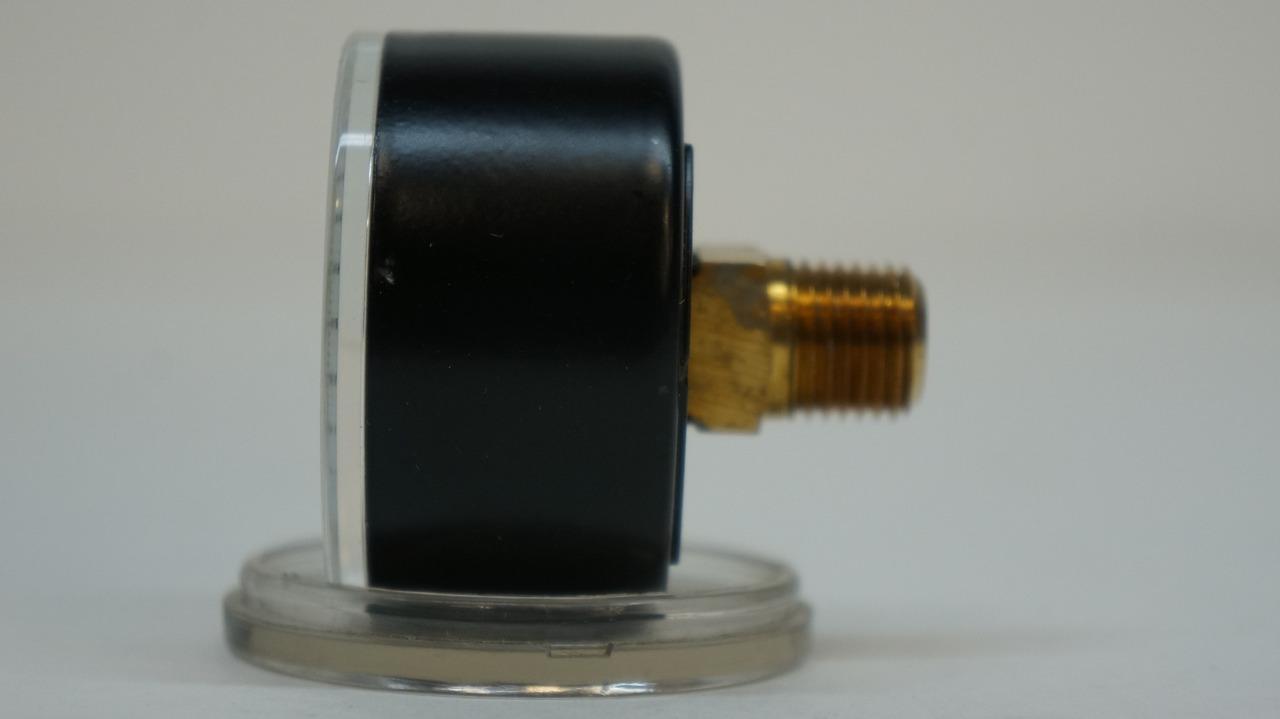 1 BRAND NEW AMFLO 1101-160 PRESSURE GAUGE R17