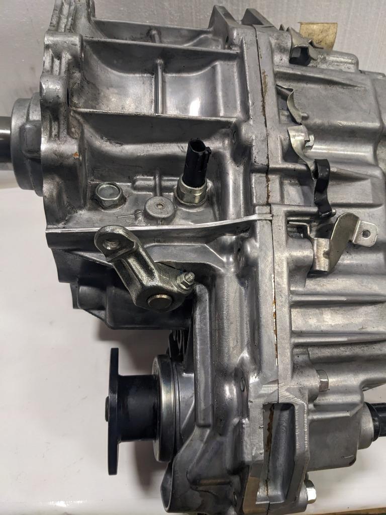 NISSAN ARMADA PATHFINDER 2004-2008 TRANSFER CASE ASSEMBLY 33100-7S110 BSRG1