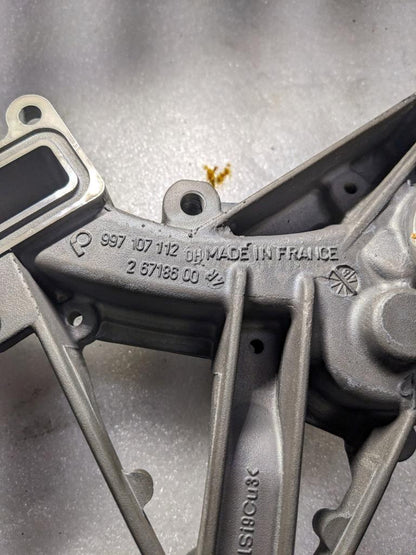 PORSCHE 911 BOXSTER ENGINE OIL PUMP 9971072112 USED 996B.G.L.