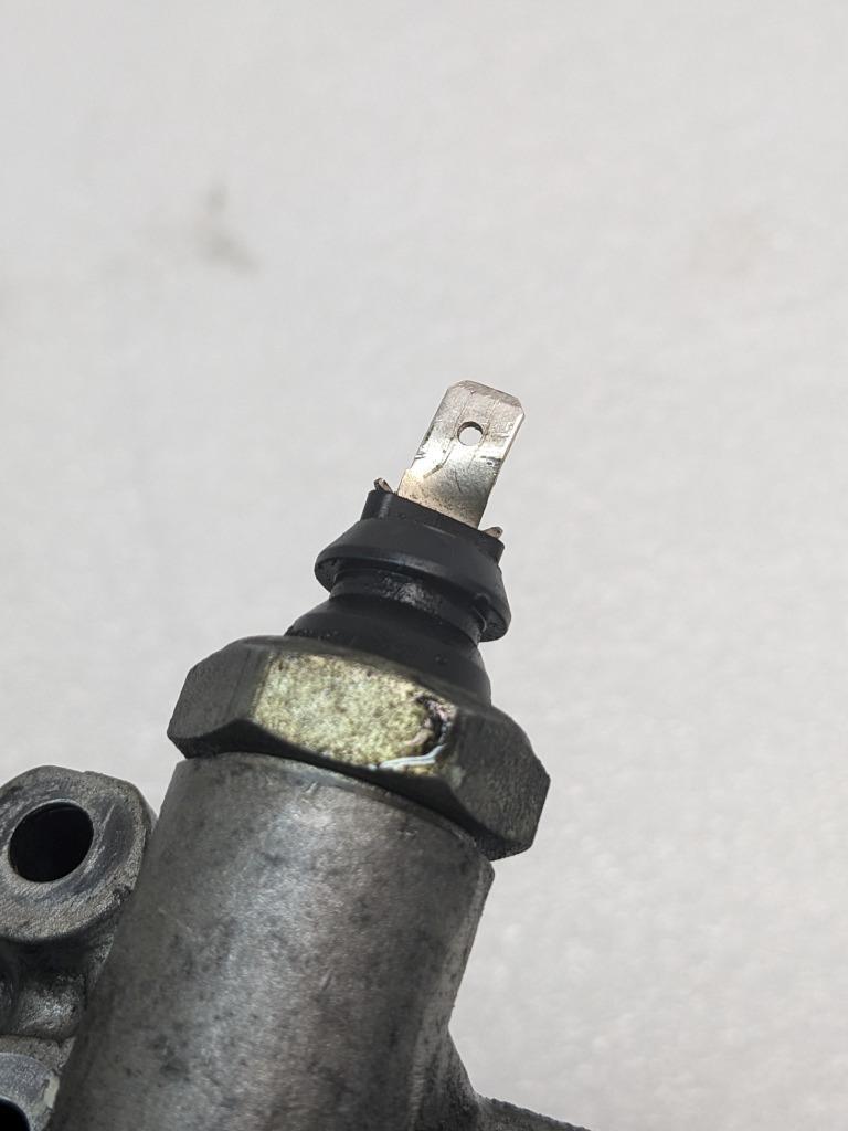 PORSCHE 911/996 CYLINDER HEAD ASSEMBLY W COVER 9961041391R SR: 6626 996GL2