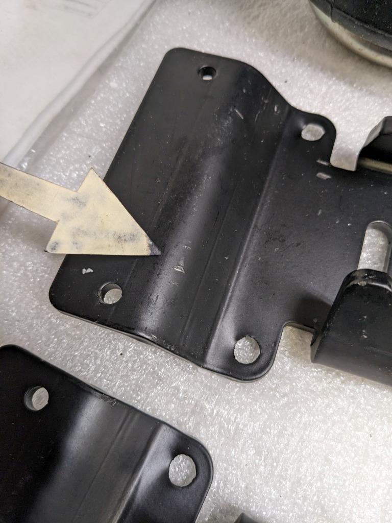 FIRESTONE 2609 RIDE-RITE REAR AIR SPRING KIT FOR 19-20 GMC SIERRA 1500 USED R34