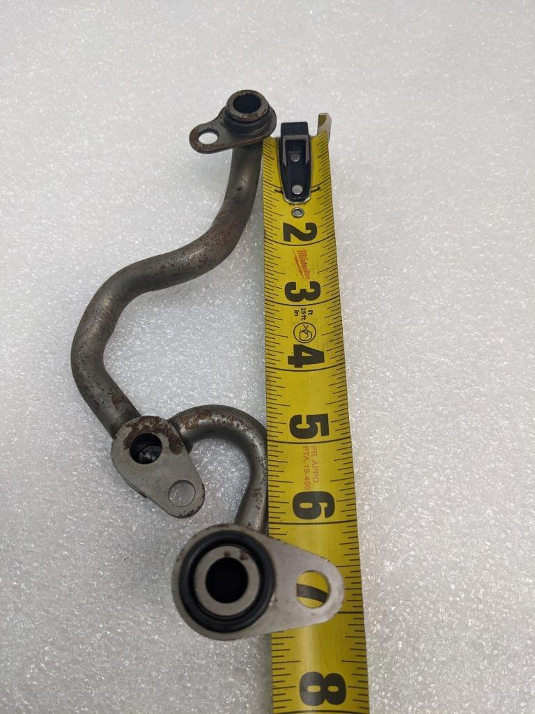 PORSCHE MACAN 15-18 ENGINE OIL LINE PIPE  94610703331 USED R21SPB