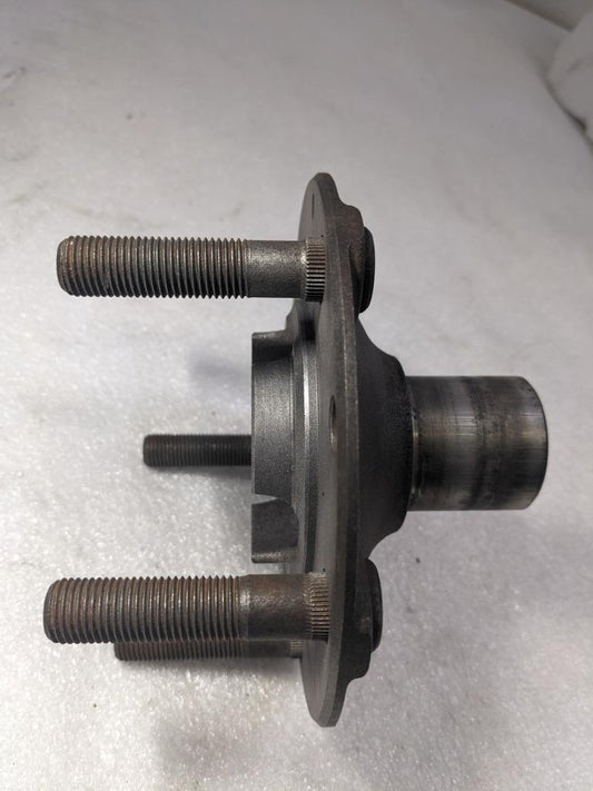 1986 PORSCHE 911 3.2 CARRERA WHEEL HUB 5-BOLT PATTERN 28 SPLINE USED 996B.G.L.