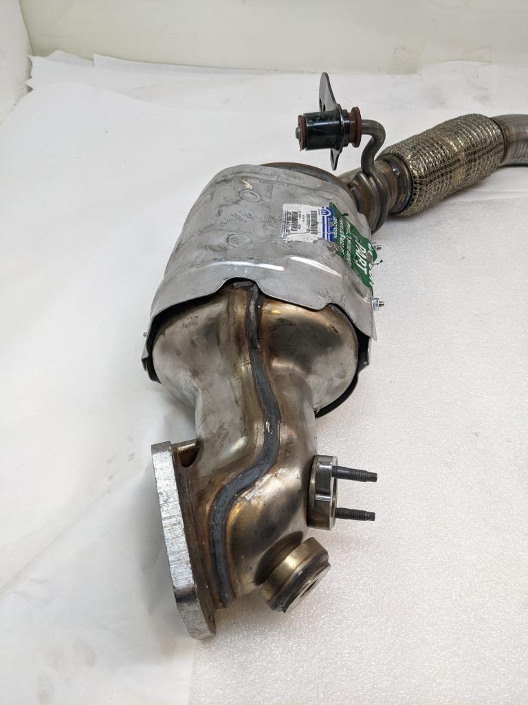 MOPAR 68281699AH EXHAUST CONVERTER FOR 2018-2023 JEEP WRANGLER NEW R19