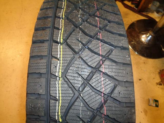 ARCTIC CLAW WINTER WXI LT 265 70 17 121/118S LRE 10PLY TIRE ARC91 CQ4