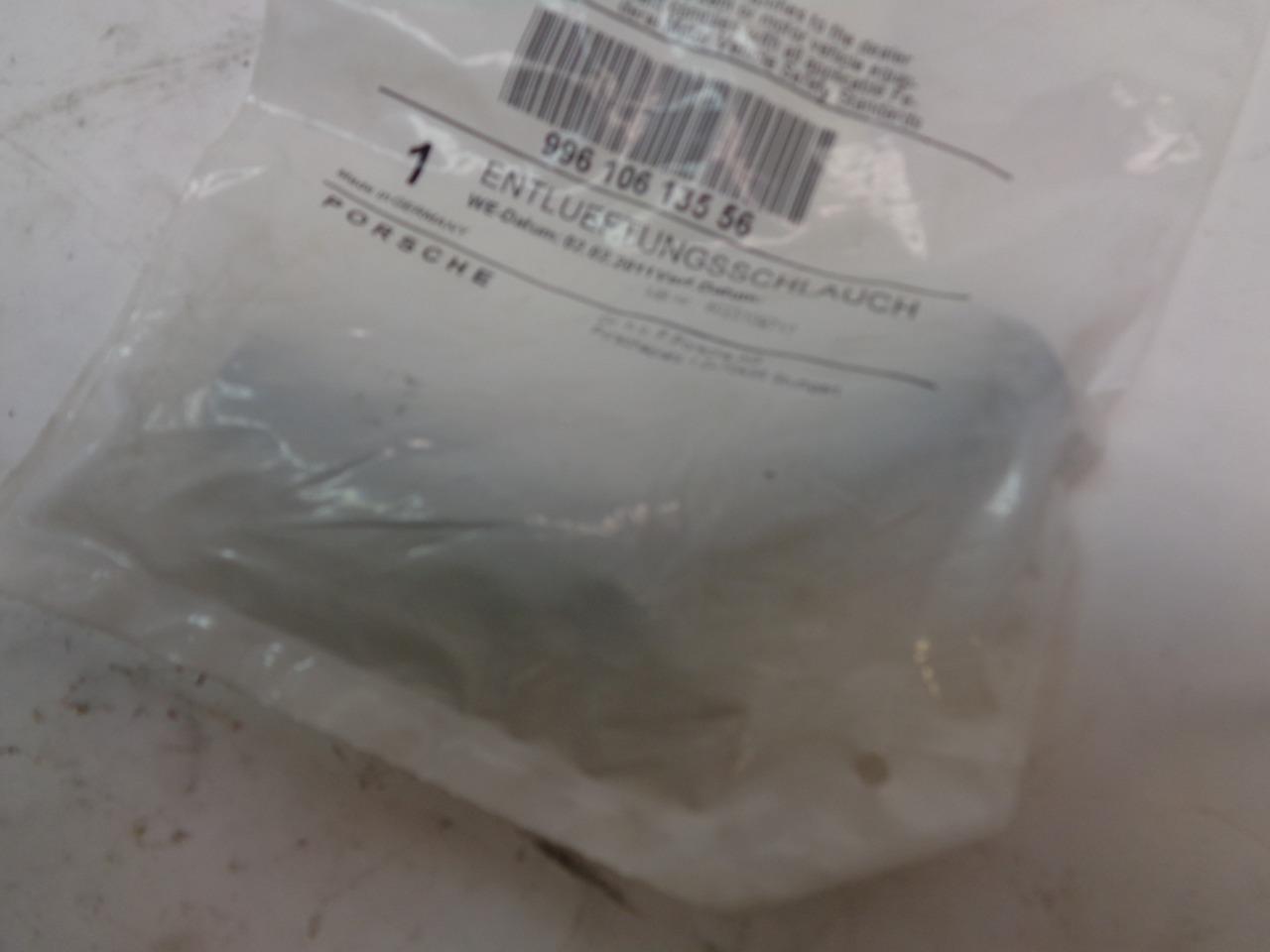 1 NEW PORSCHE VENT TUBE 996 106 135 56 FITS PORSCHE 996 R20T6