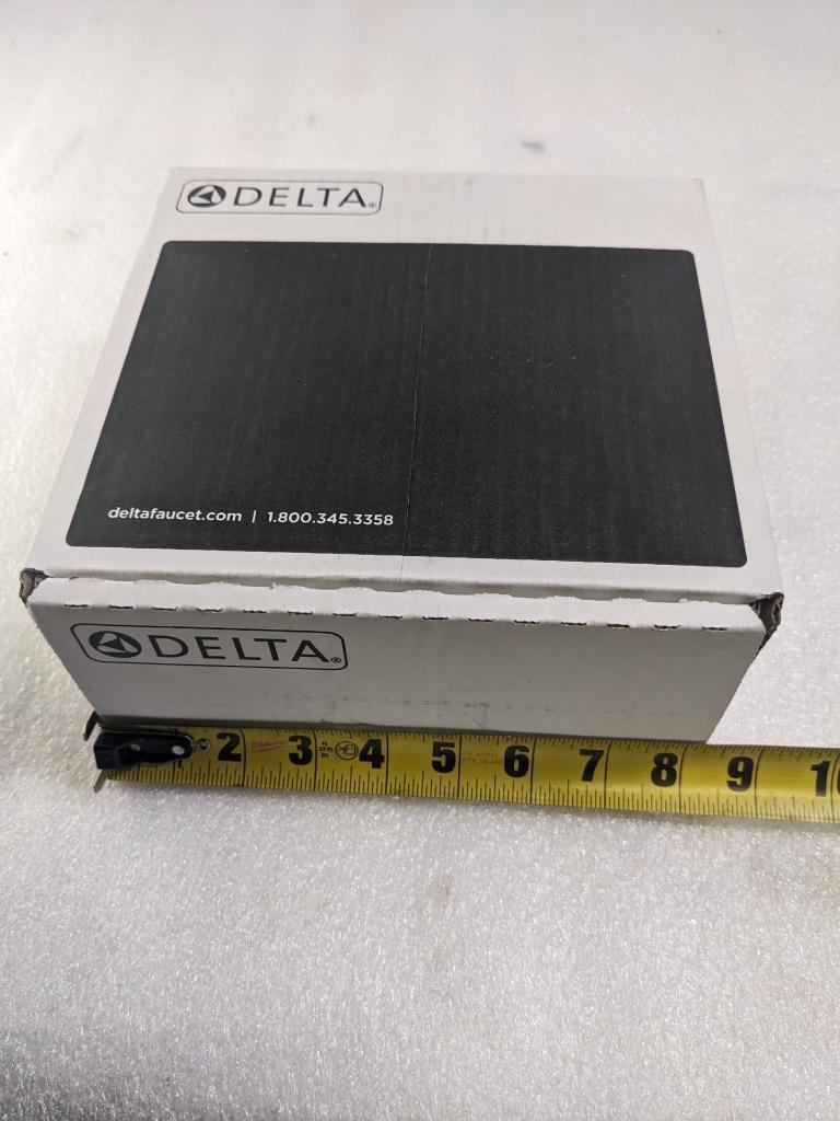 DELTA TESLA SINGLE-HANDLE 3-SPRAY SHOWER FAUCET TRIM KIT T17252-SS NEW R27